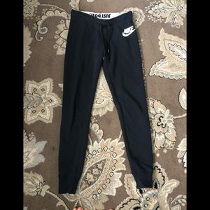 Nike joggers